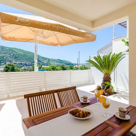 Apartment Moon River Mokošica Екстериор снимка