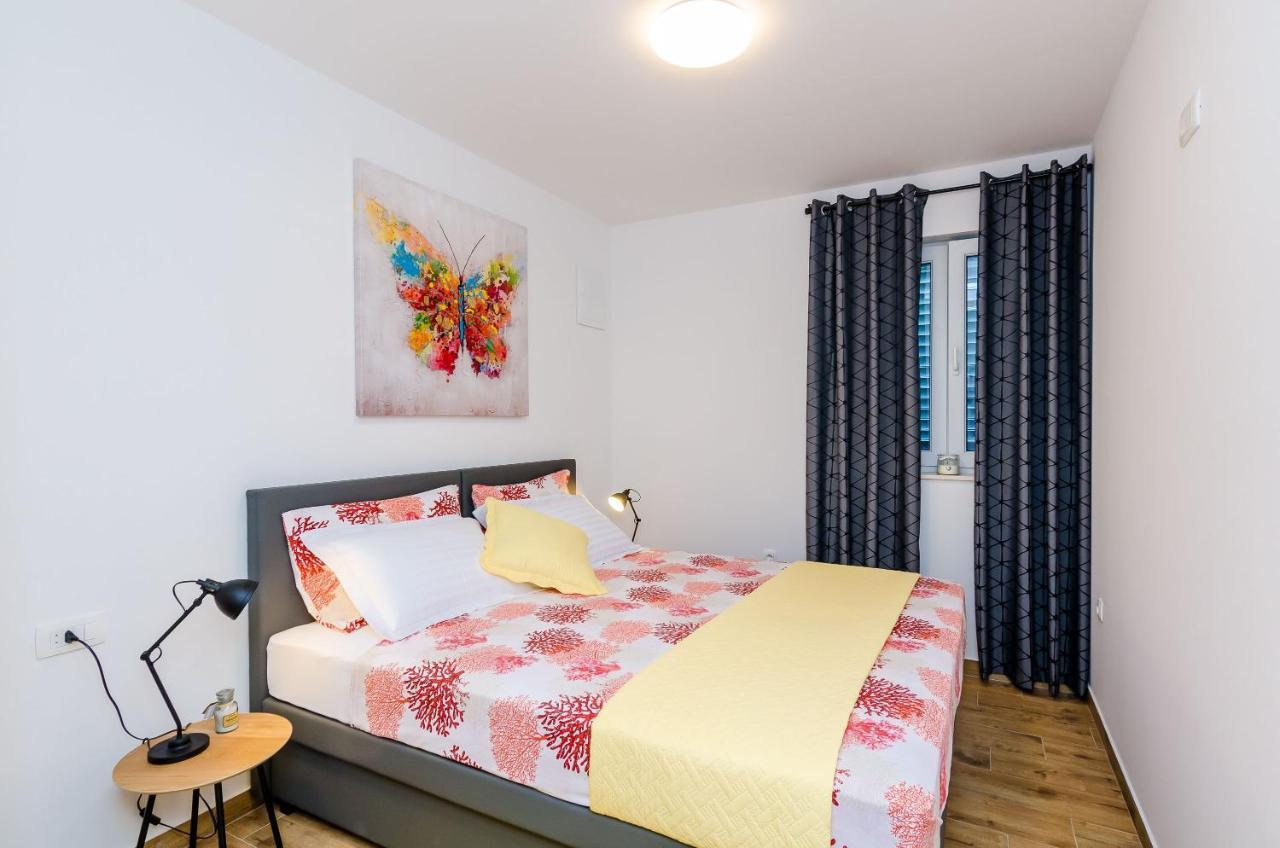 Apartment Moon River Mokošica Екстериор снимка